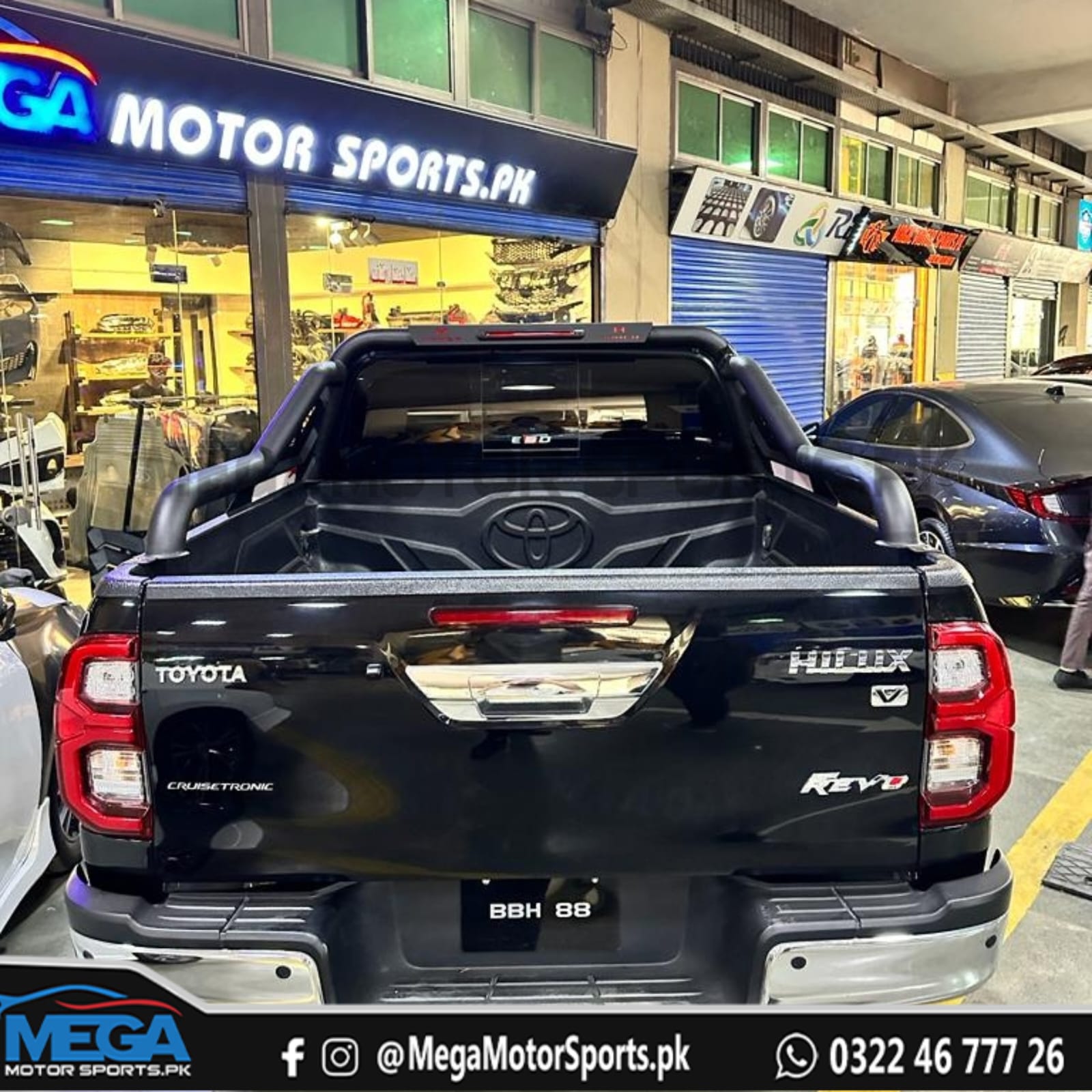 Toyota Hilux Revo Hamer Black Triton Style Roll Bar