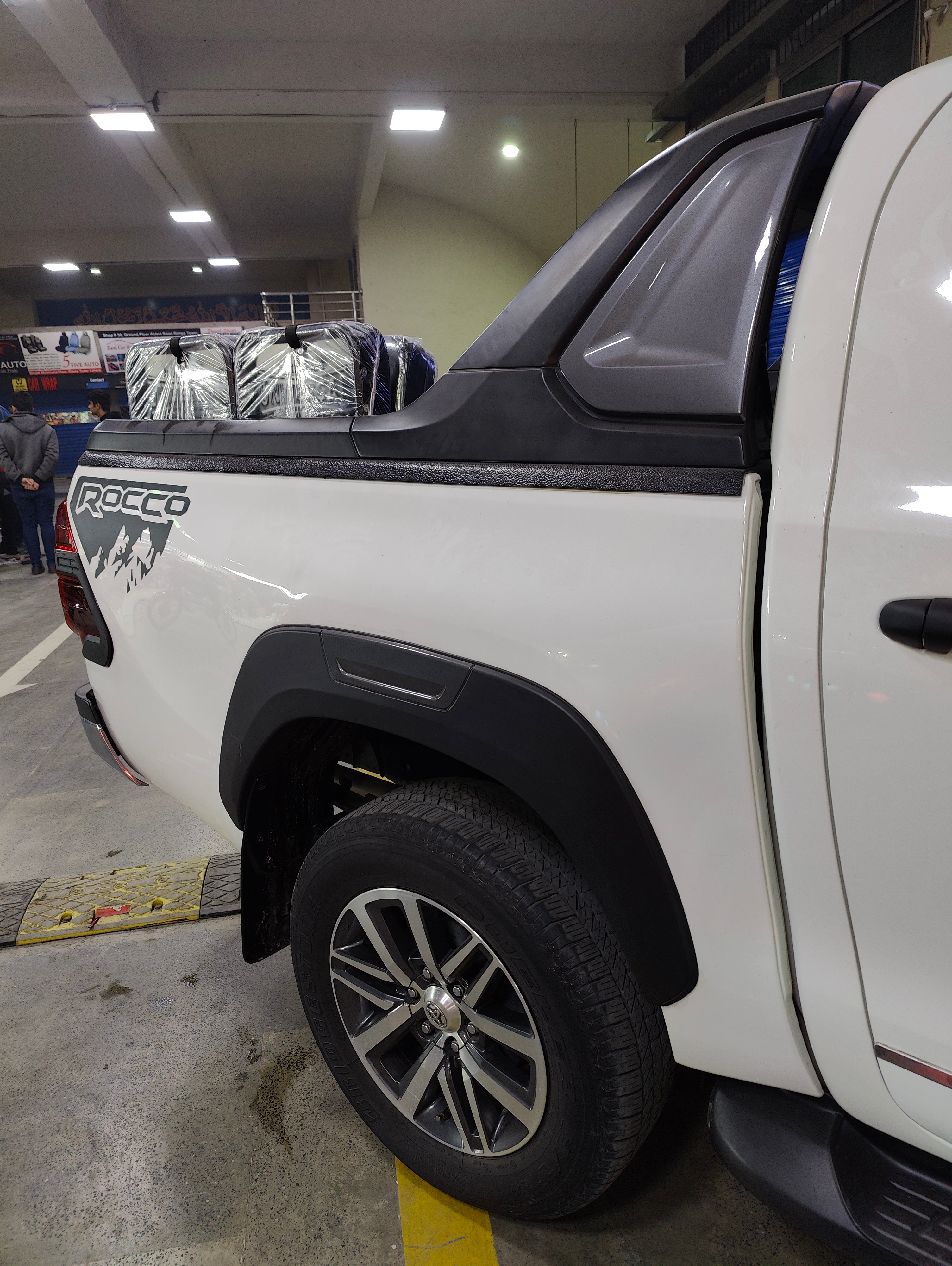Toyota Hilux Revo Rocco Style Roll Bar FRP
